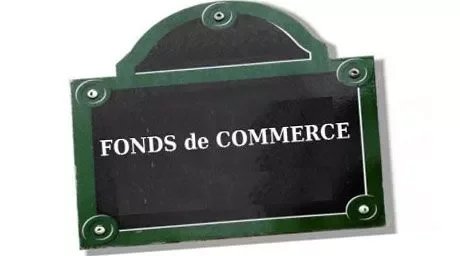FONDS DE COMMERCE – RESTAURANT FACE AU PORT DE GOLFE-JUAN Licence R et licence 3