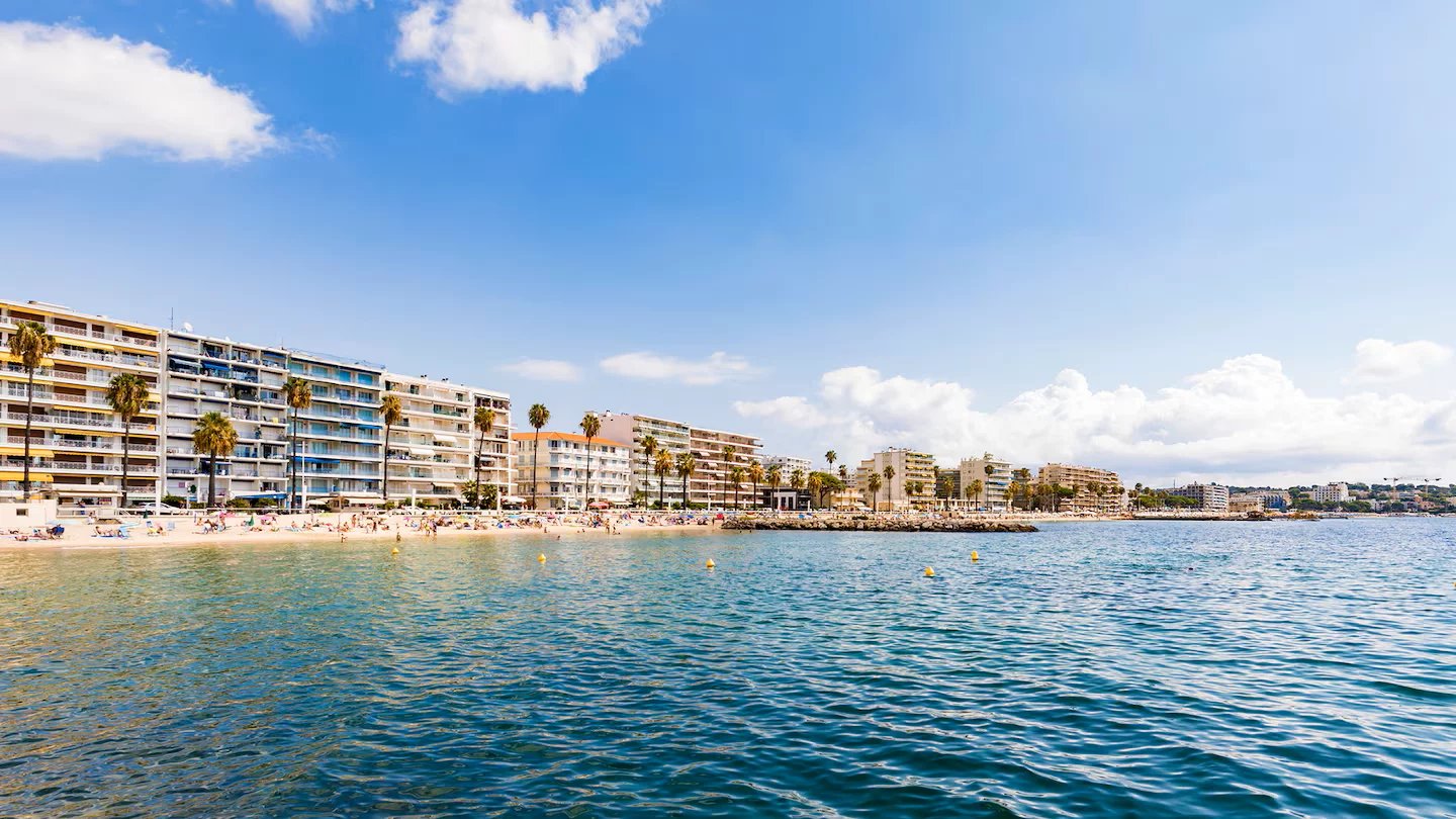 DEVENEZ PROPRIÉTAIRE À JUAN-LES-PINS POUR SEULEMENT 5 900 € ! - Tanit Immobilier