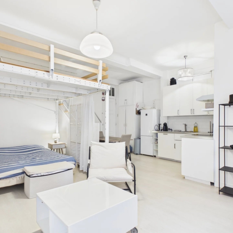 Grand studio tout confort – Juan-les-Pins