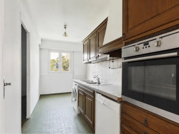 🏠👨‍👩‍👧‍👦 4-room family apartment – Route de Grasse