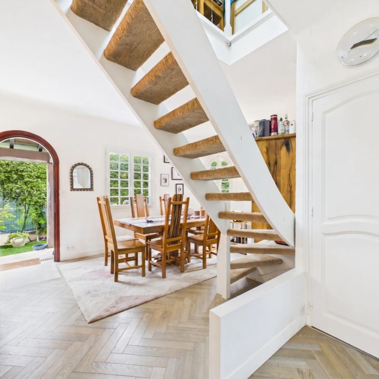 Maison de Charme 4 Pièces avec Dépendance, Jardin et Garage Emplacement d’exception au calme absolu