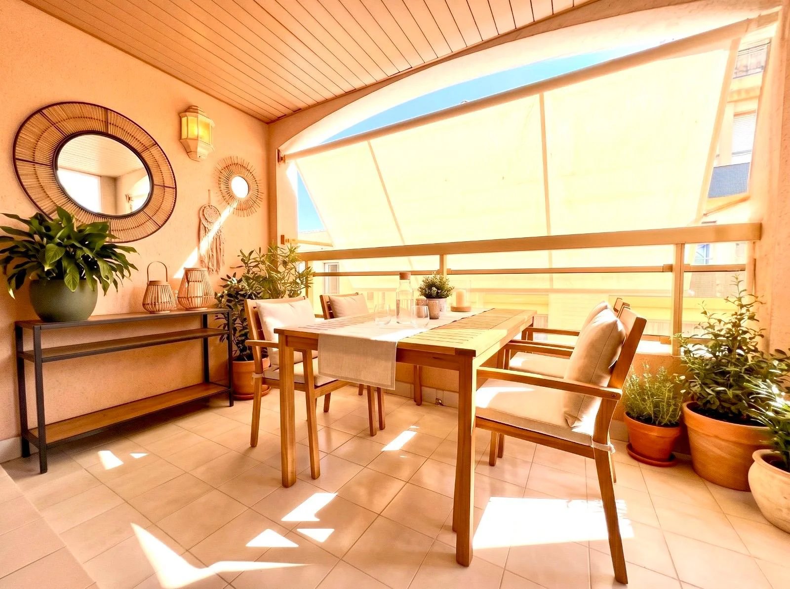 Dernier Étage Traversant à 350m des Plages | Plein Sud - Gallice - Tanit Immobilier