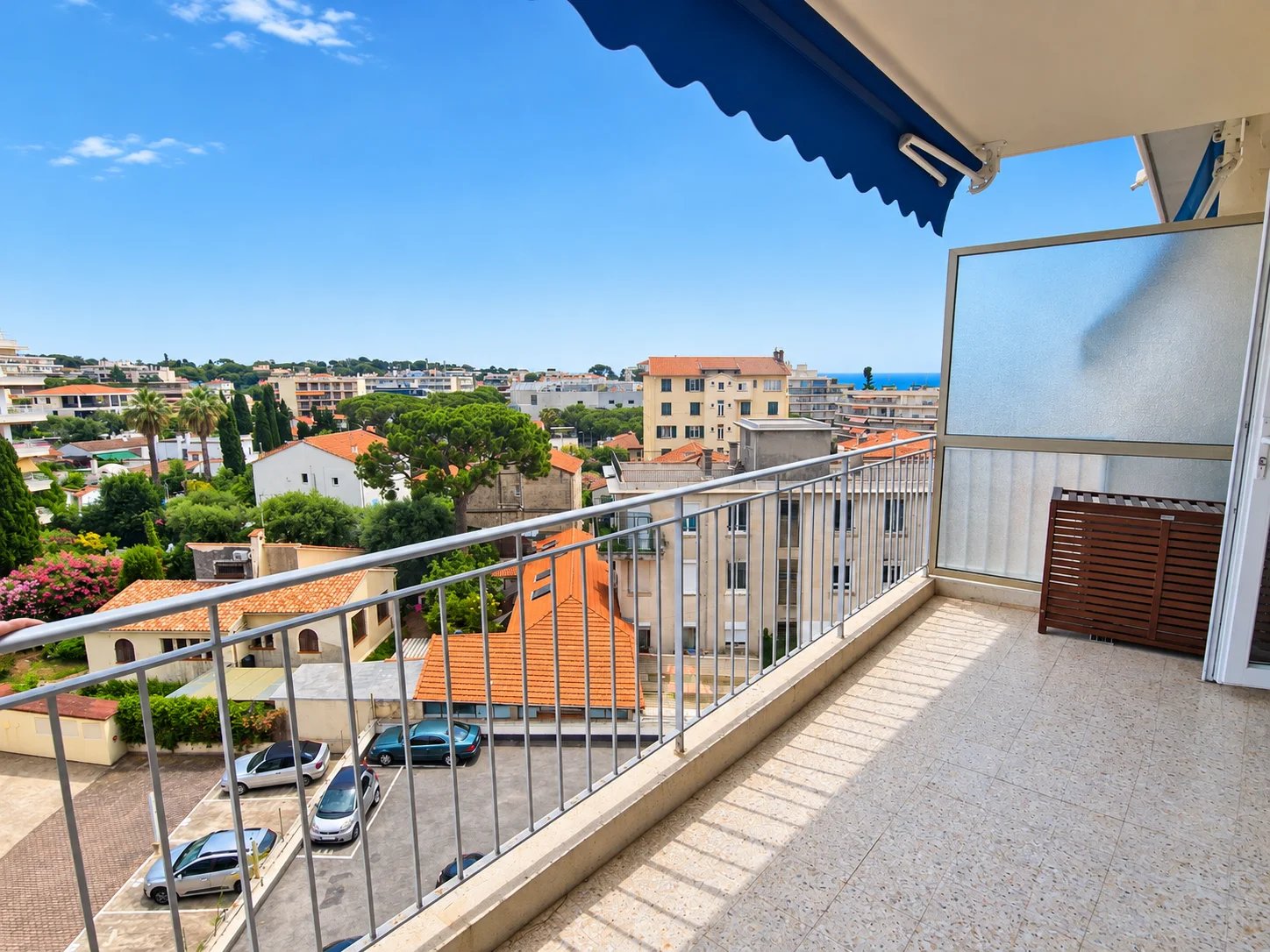 À LOUER – APPARTEMENT VIDE AVEC PLACE DE PARKING - Tanit Immobilier
