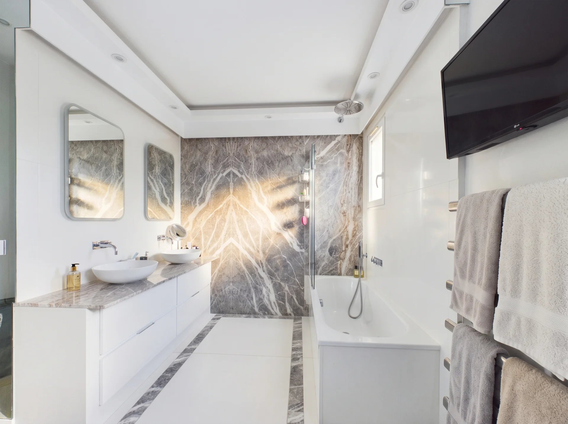 Maison de Charme 4 Pièces avec Dépendance, Jardin et Garage Emplacement d’exception au calme absolu