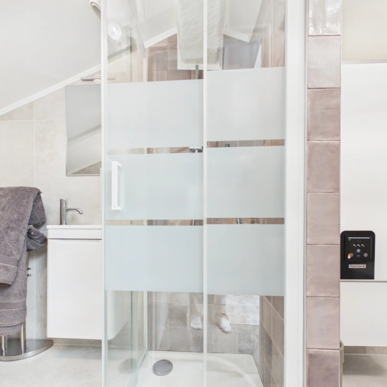 Maison de Charme 4 Pièces avec Dépendance, Jardin et Garage Emplacement d’exception au calme absolu
