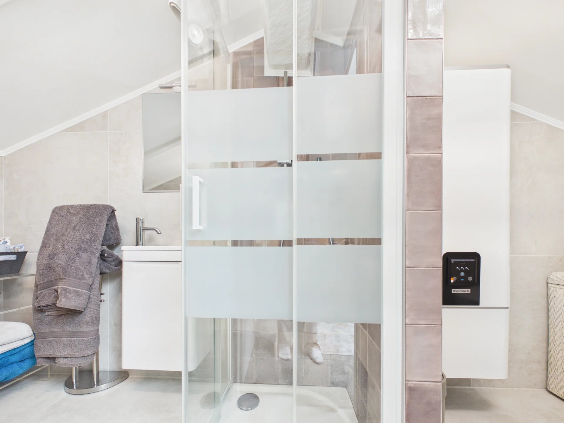 Maison de Charme 4 Pièces avec Dépendance, Jardin et Garage Emplacement d’exception au calme absolu