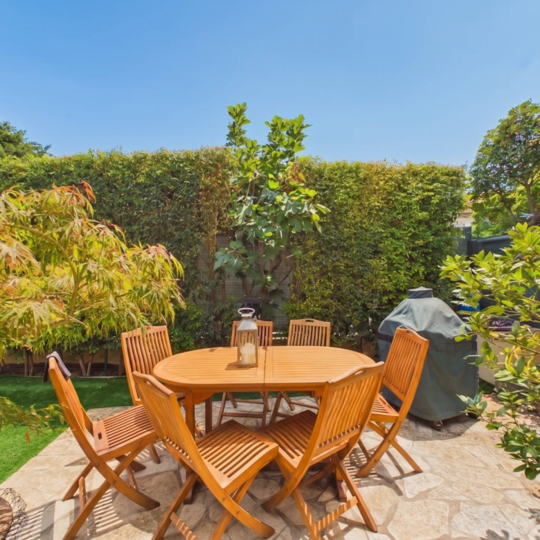 Maison de Charme 4 Pièces avec Dépendance, Jardin et Garage Emplacement d’exception au calme absolu