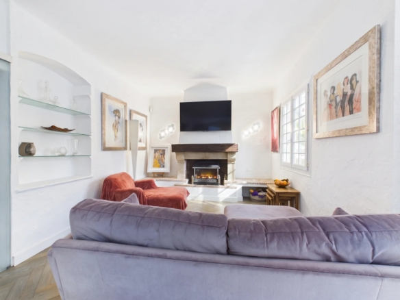 Maison de Charme 4 Pièces avec Dépendance, Jardin et Garage Emplacement d’exception au calme absolu